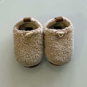 UGG Cream Kids Slippers